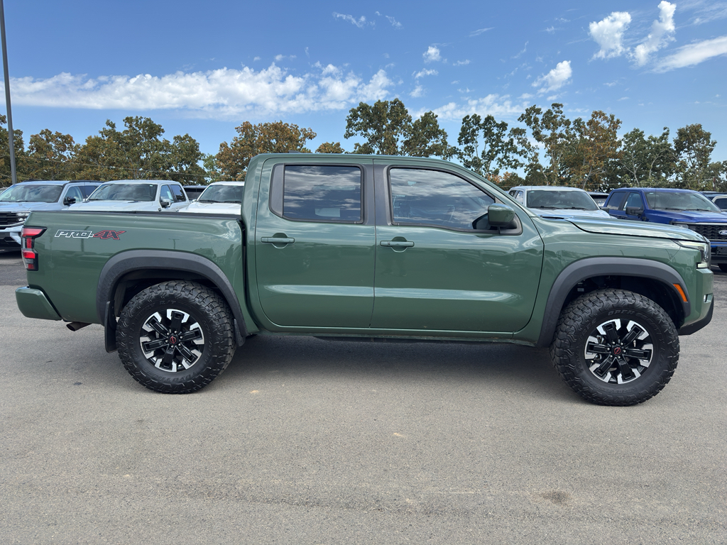 2022 Nissan Frontier PRO-4X photo 4