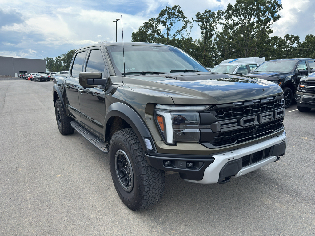 2024 Ford F-150 Raptor photo 3