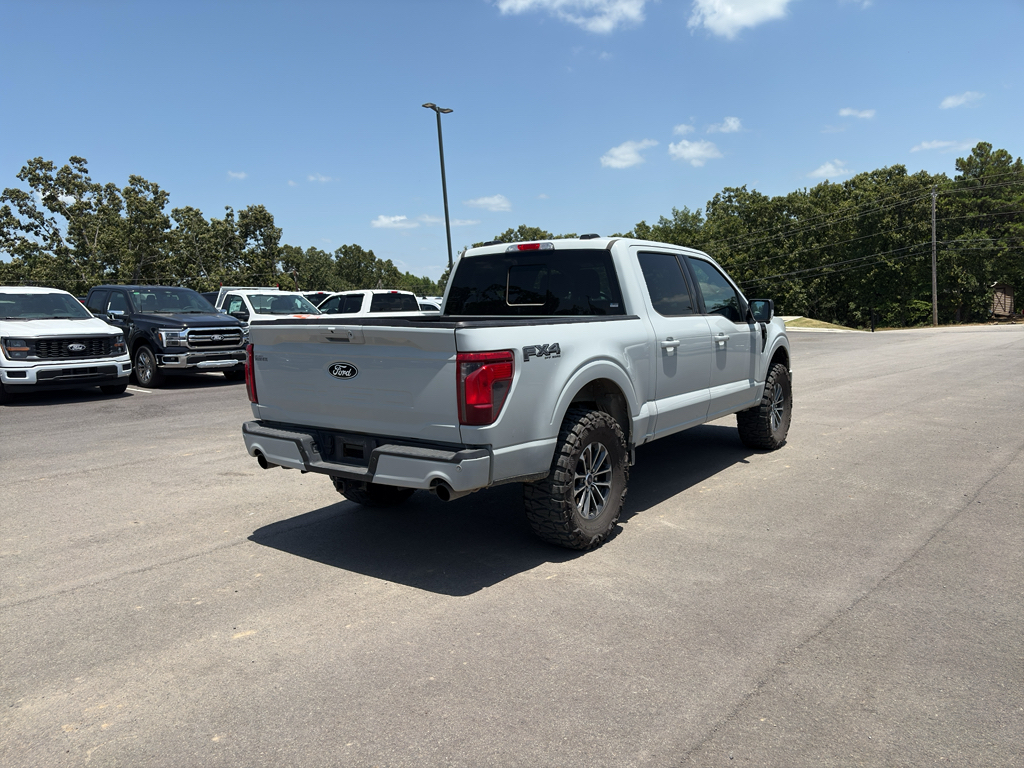 2024 Ford F-150 XLT photo 3