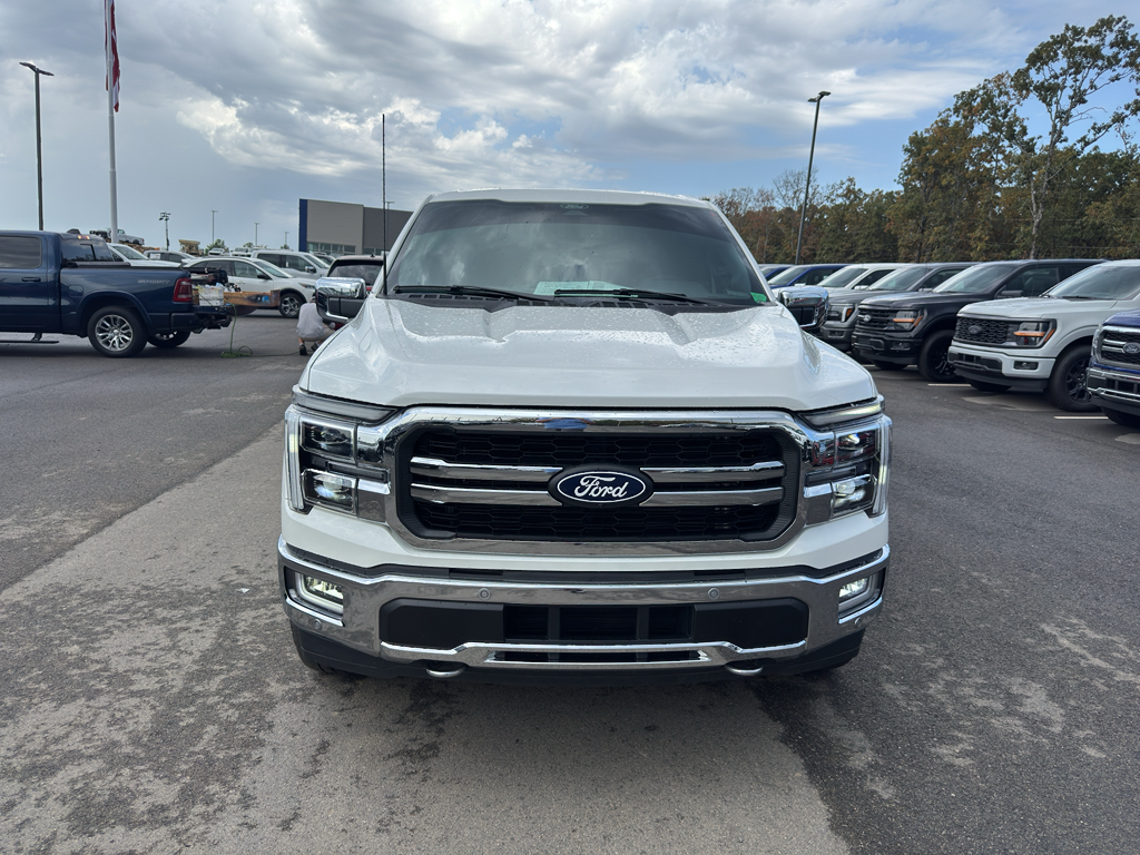 2024 Ford F-150 LARIAT photo 2