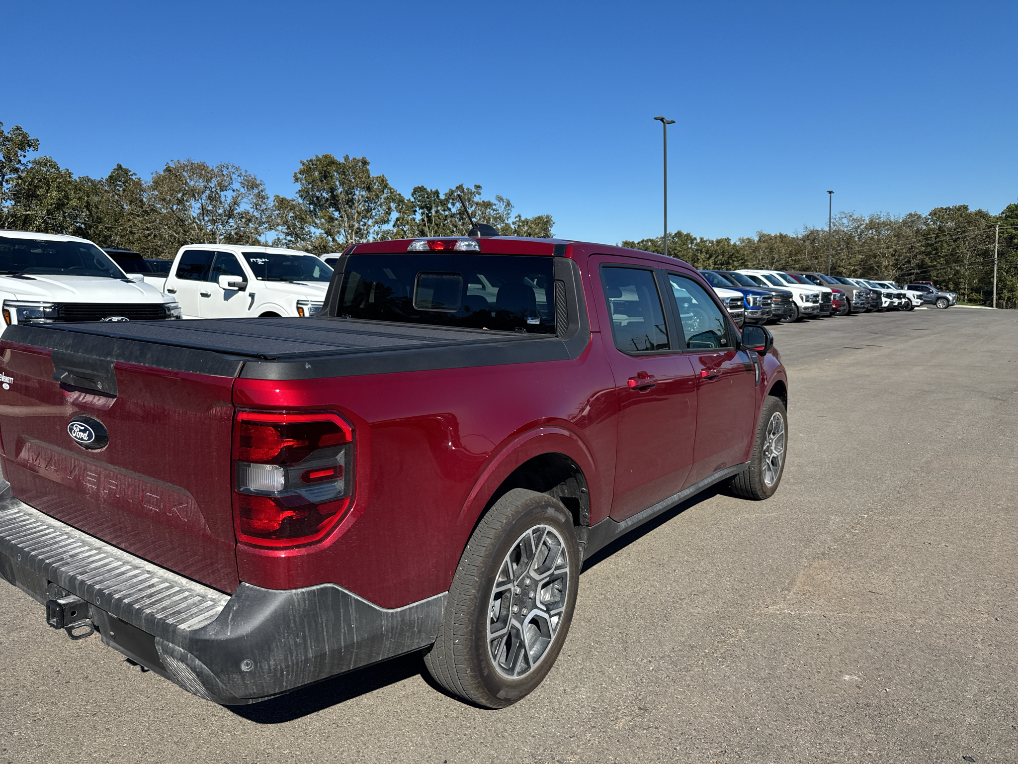 2026 Ford Maverick LARIAT photo 5