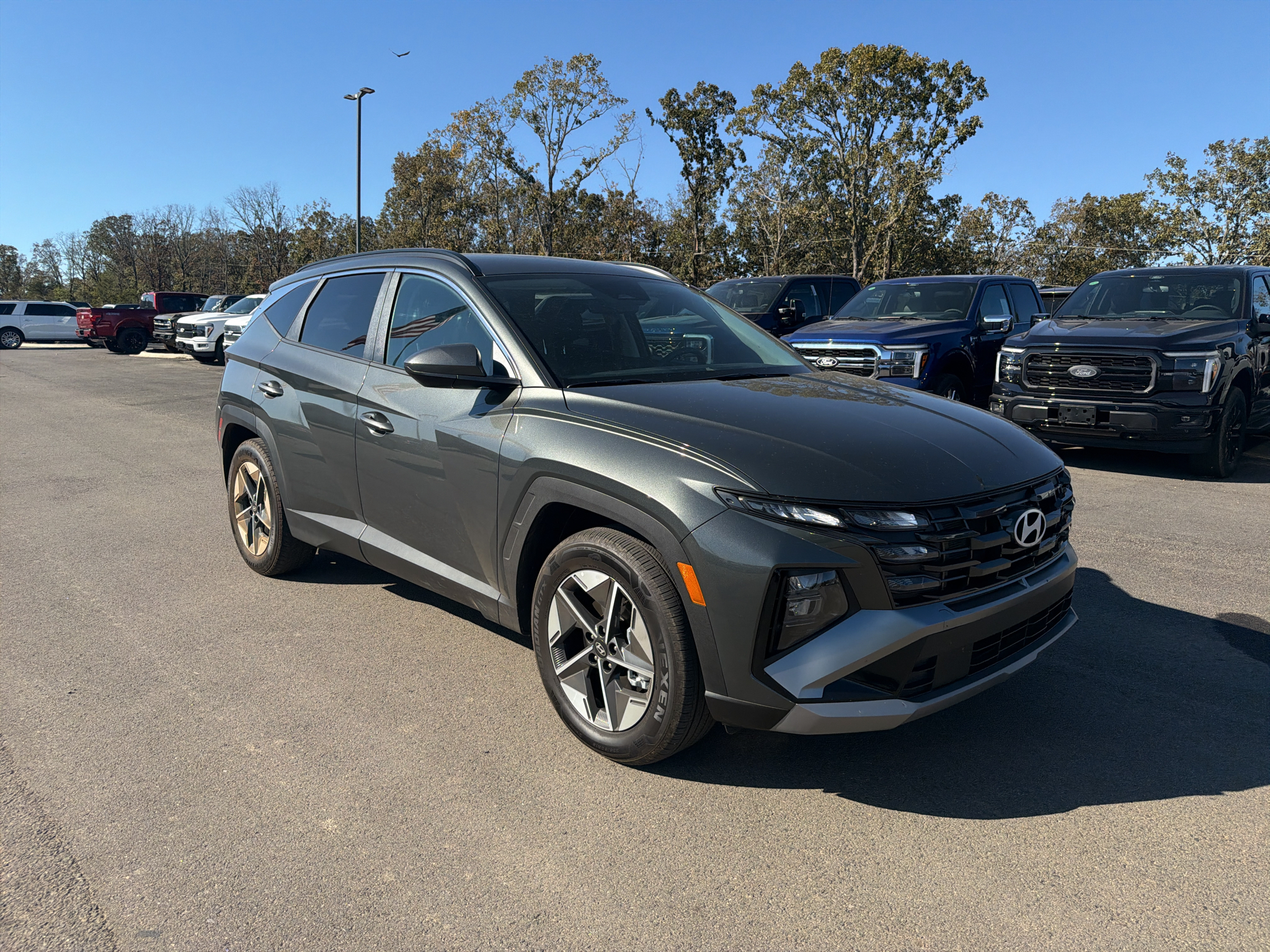 2026 Hyundai Tucson Hybrid SEL photo 6