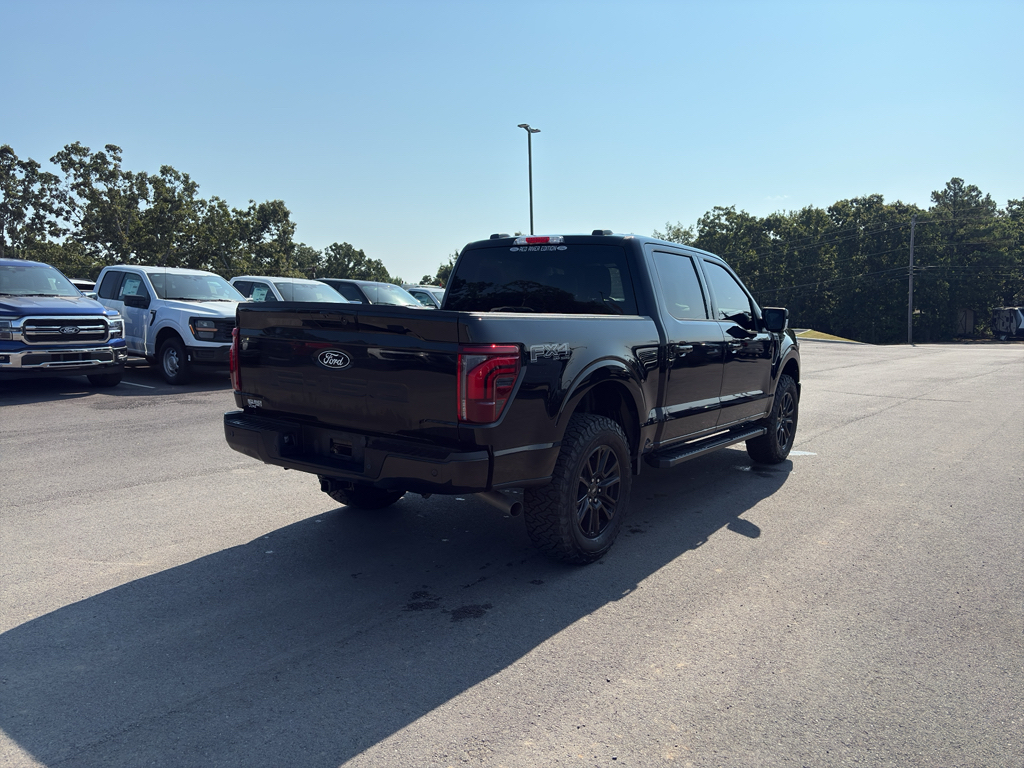 2025 Ford F-150 LARIAT photo 3