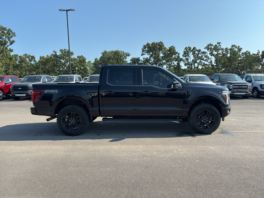 2025 Ford F-150 LARIAT photo 5
