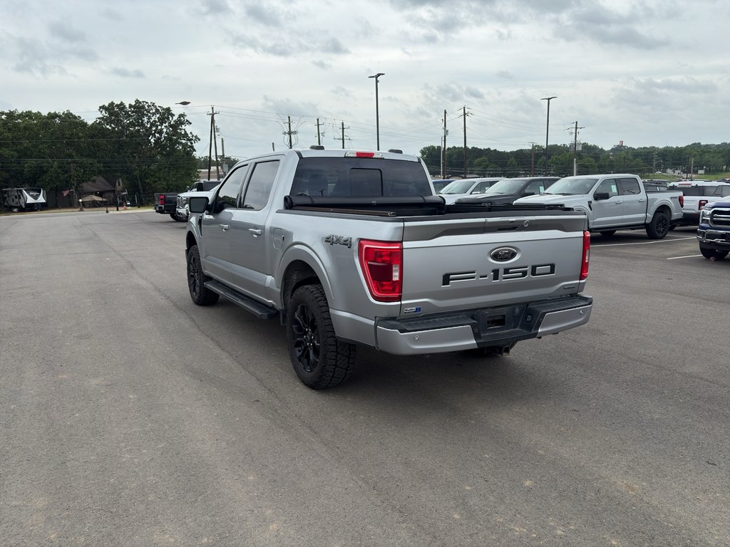2022 Ford F-150 XLT photo 2