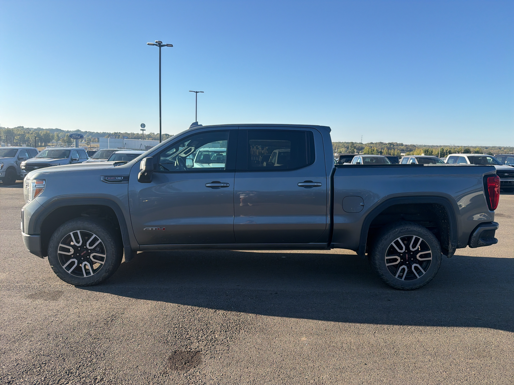 2021 GMC Sierra AT4 photo 2