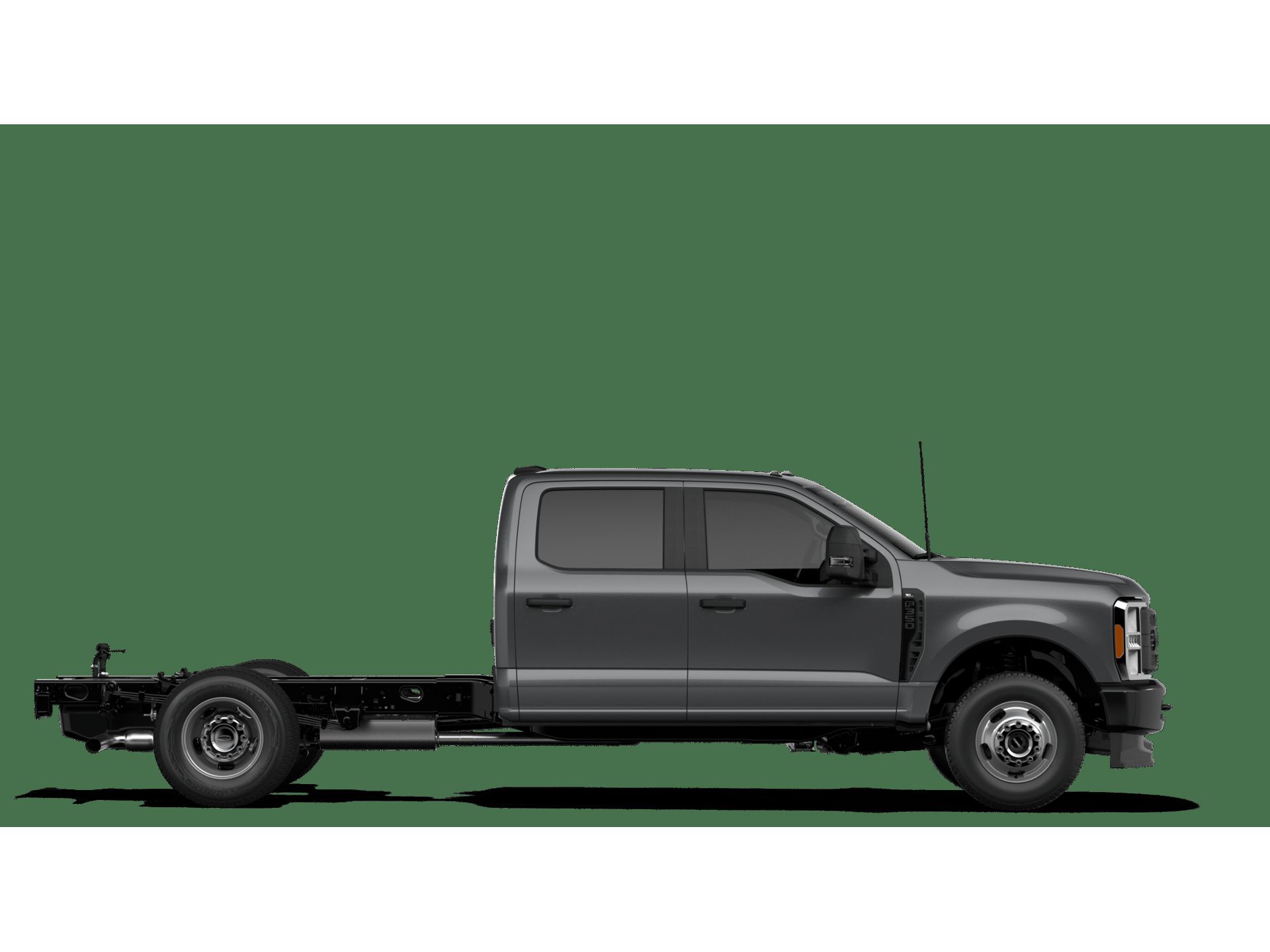 2027 Ford F-350 XL photo 5