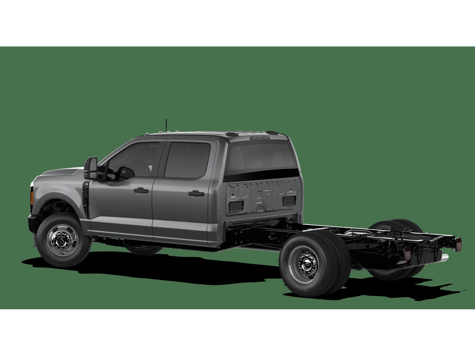 2027 Ford F-350 XL photo 2