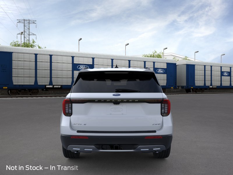 2026 Ford Explorer Active w/200A Pkg photo 5