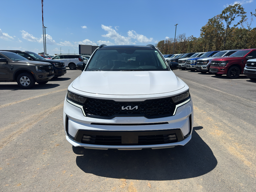 2023 Kia Sorento SX photo 2