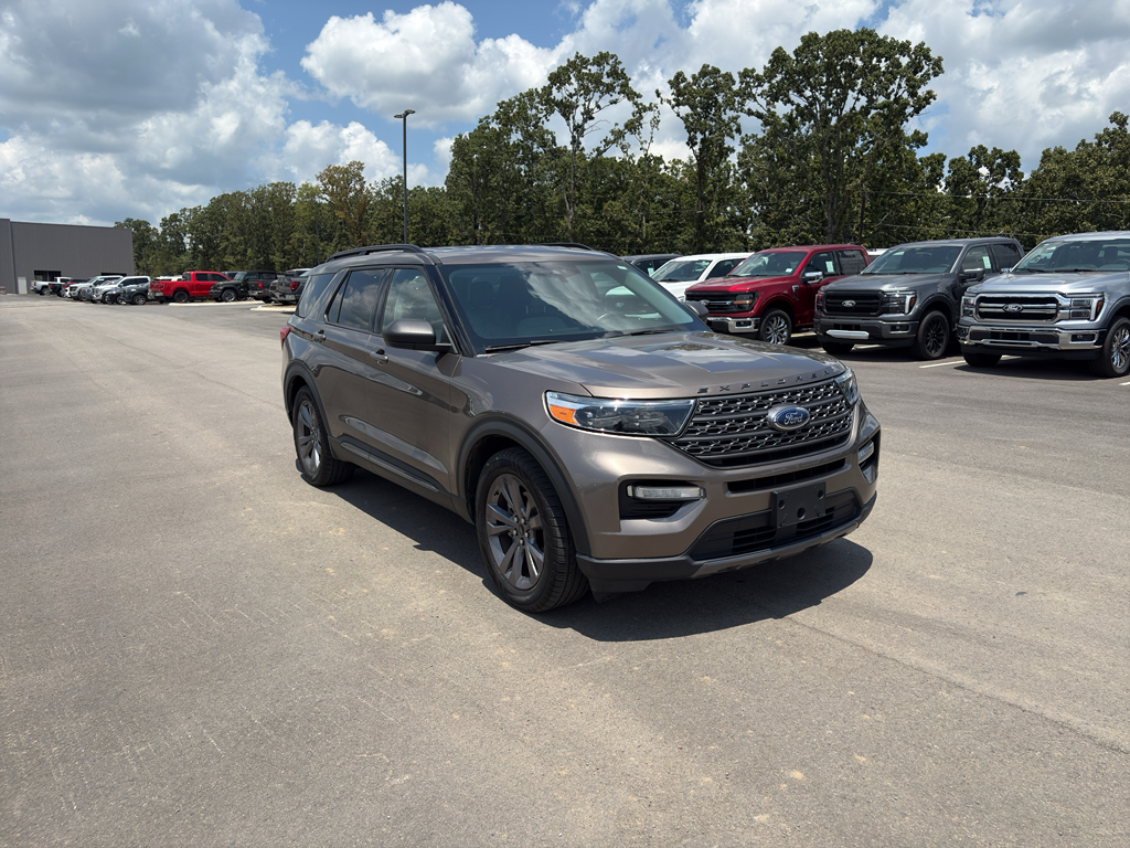 2021 Ford Explorer XLT photo 4