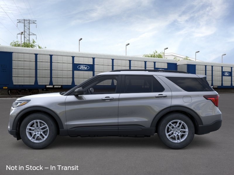 2026 Ford Explorer Active w/200A Pkg photo 3