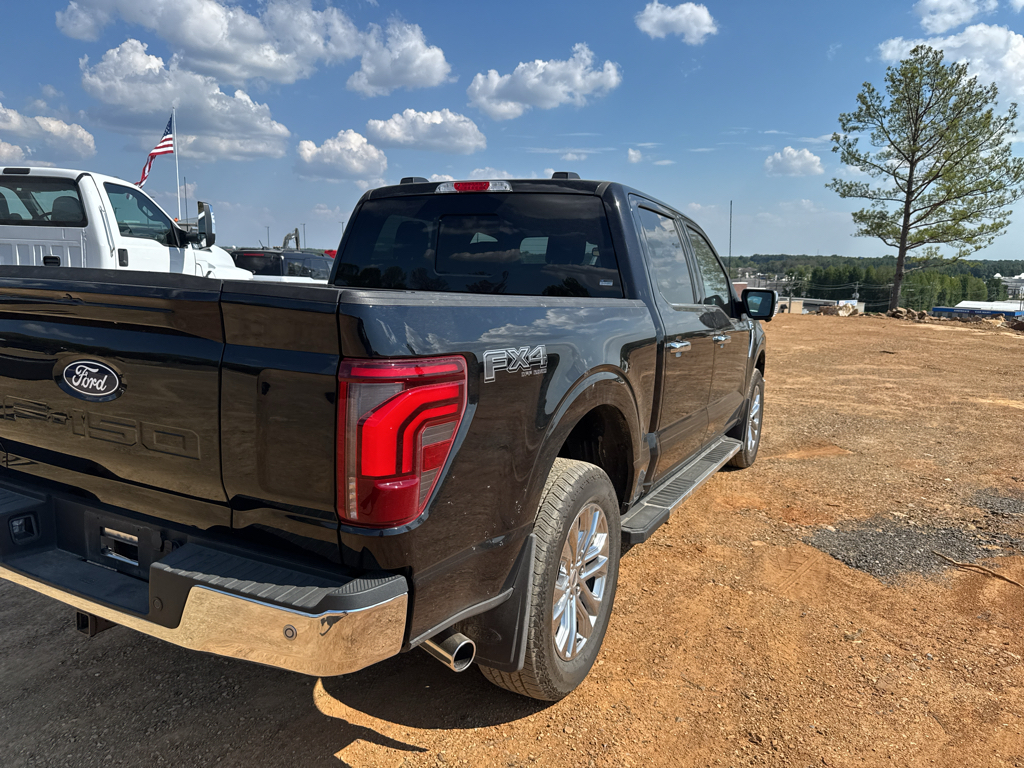 2025 Ford F-150 LARIAT photo 5
