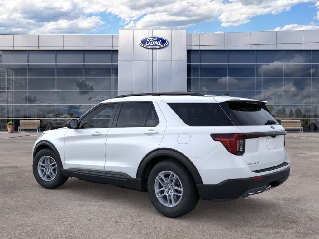 2026 Ford Explorer Active w/200A Pkg photo 4