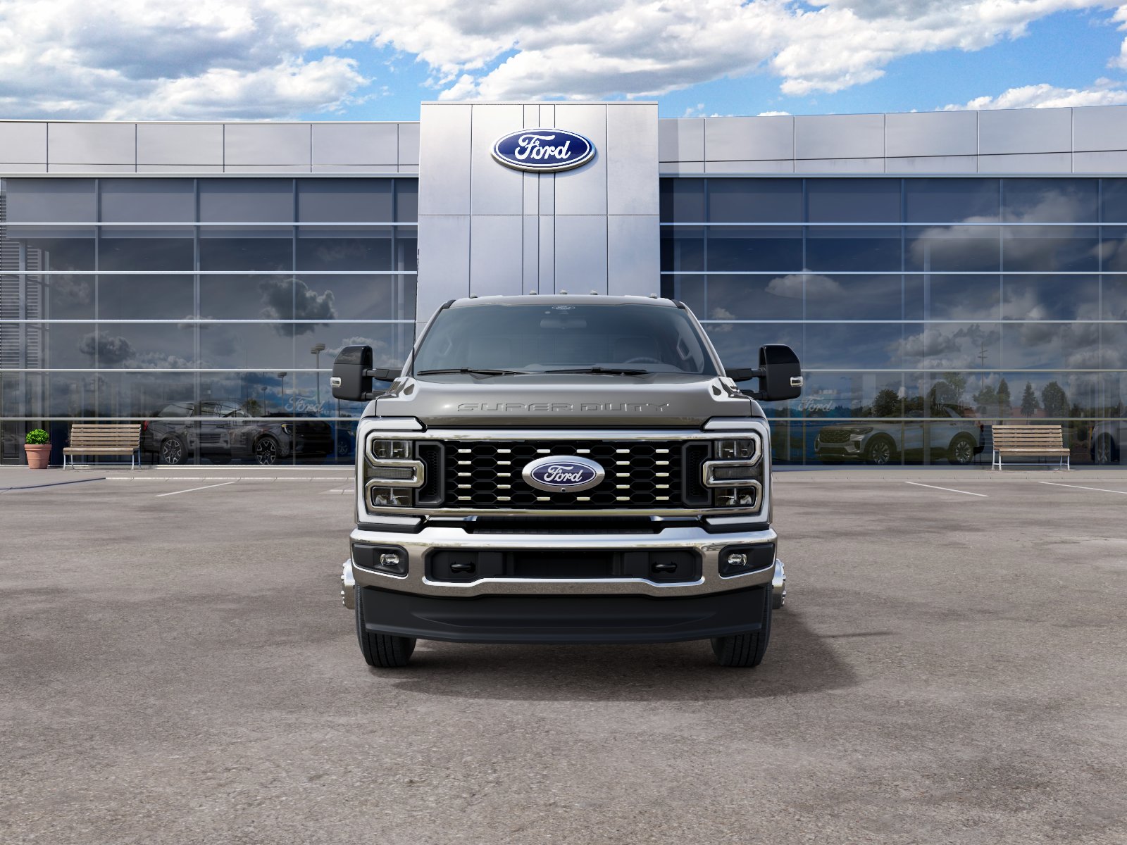 2027 Ford F-350 LARIAT photo 3