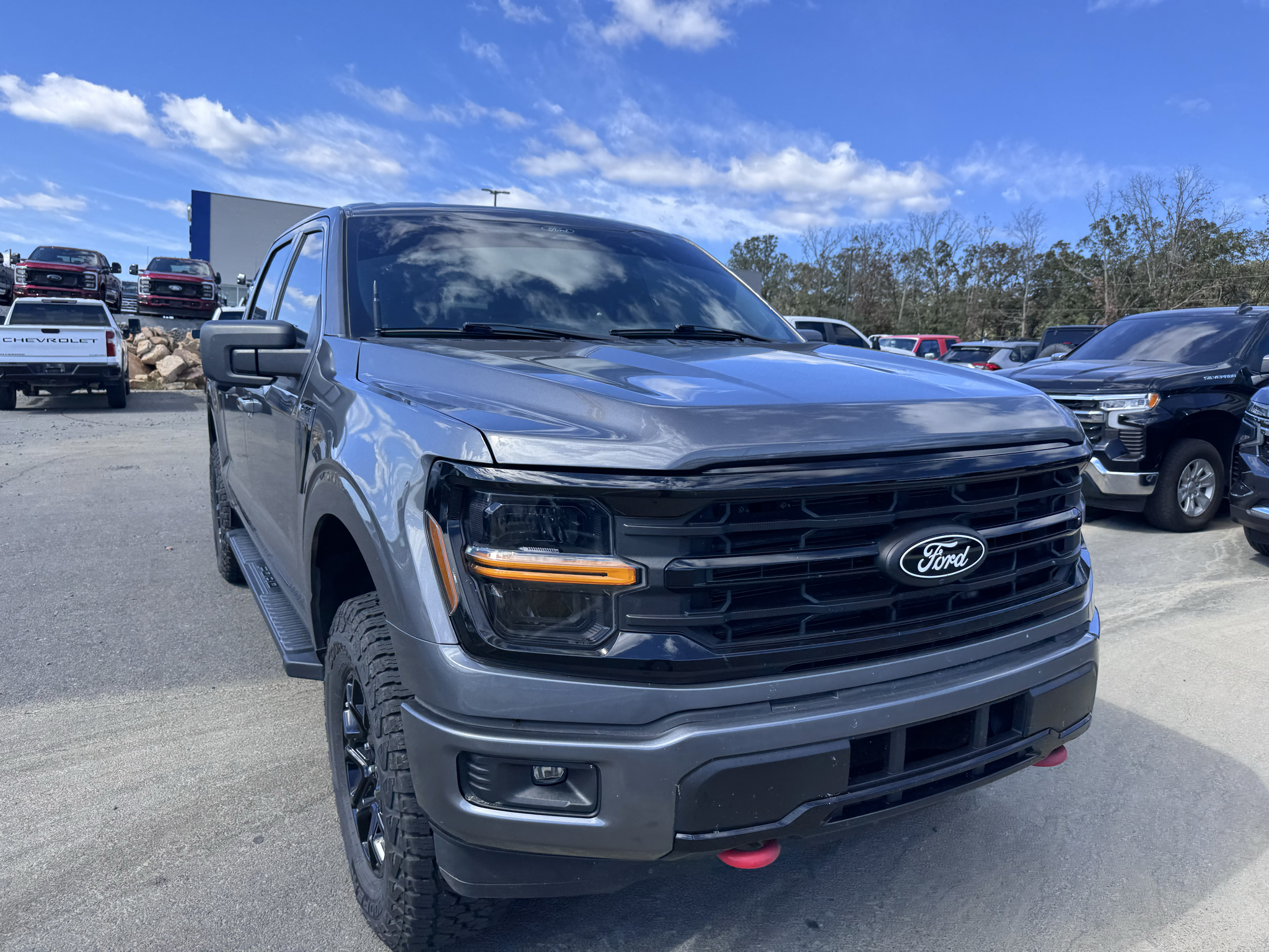2024 Ford F-150 XLT photo 3