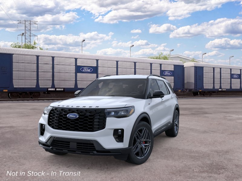 2026 Ford Explorer ST-Line photo 2