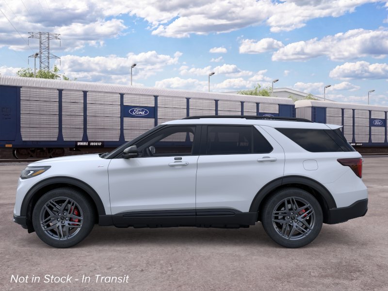 2026 Ford Explorer ST-Line photo 3