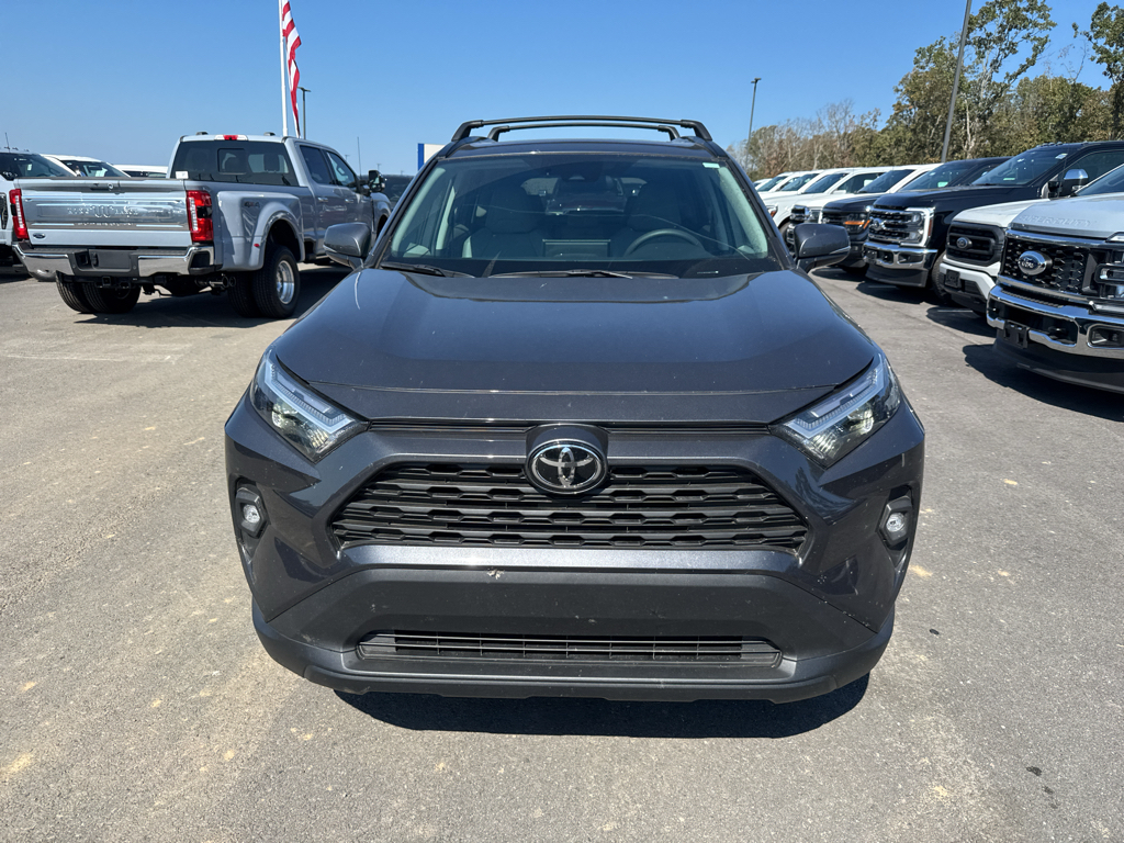 2025 Toyota RAV4 XLE Premium photo 2