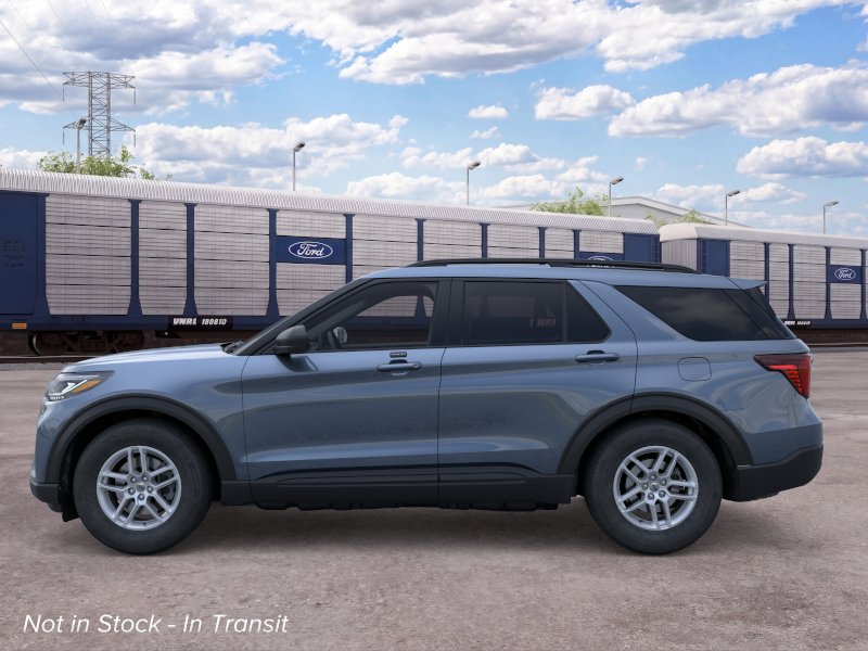 2026 Ford Explorer Active w/200A Pkg photo 3