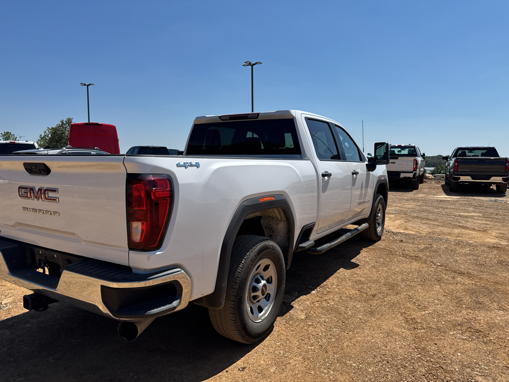 2024 GMC Sierra Pro photo 5