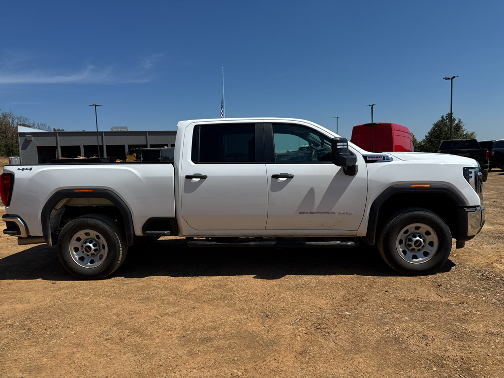 2024 GMC Sierra Pro photo 4