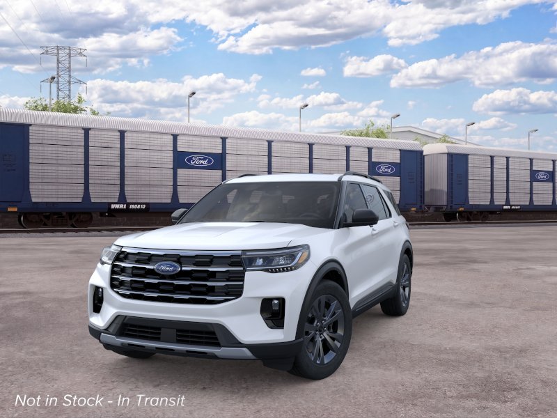 2026 Ford Explorer Active w/200A Pkg photo 2
