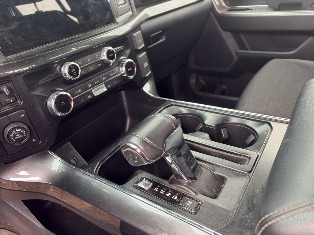 2022 Ford F-150 representative vehicle photo
