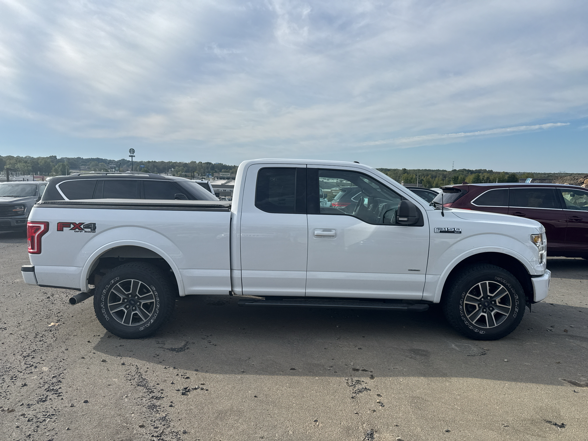 2015 Ford F-150 XLT photo 5