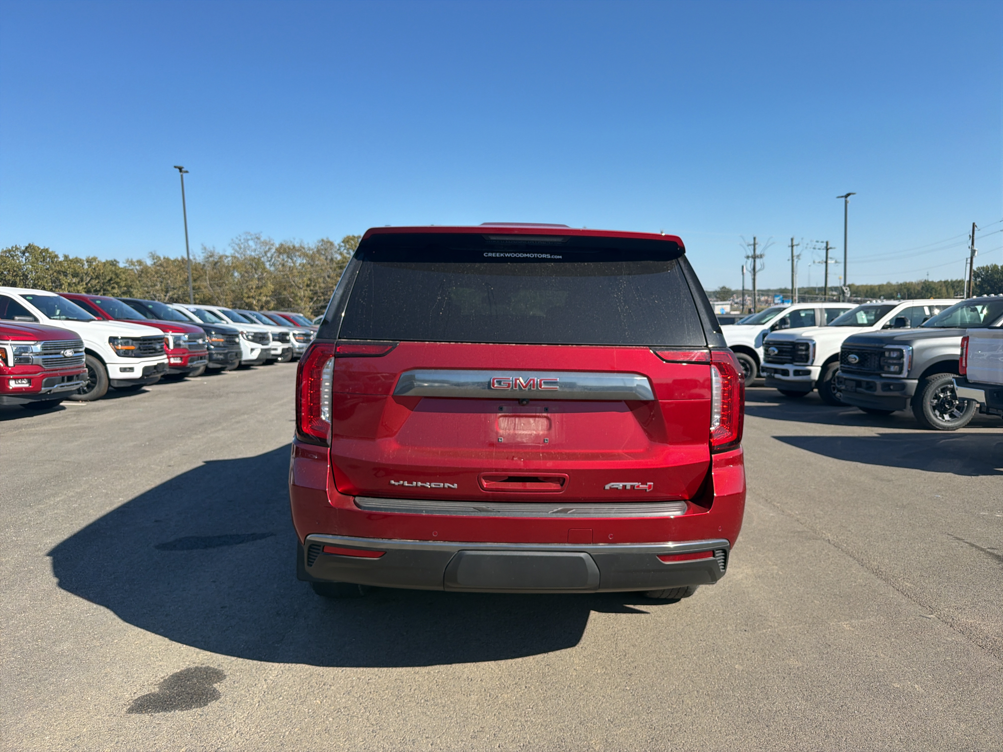 2024 GMC Yukon AT4 photo 4