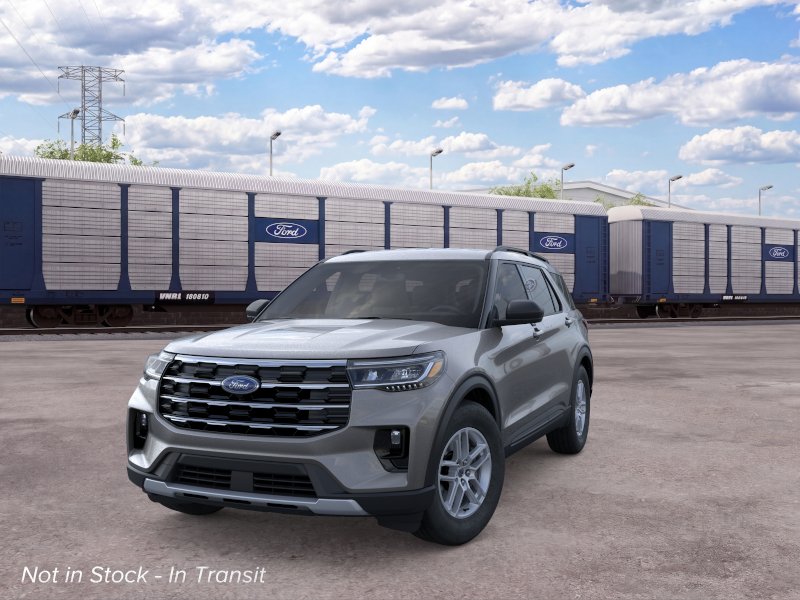 2026 Ford Explorer Active w/200A Pkg photo 2