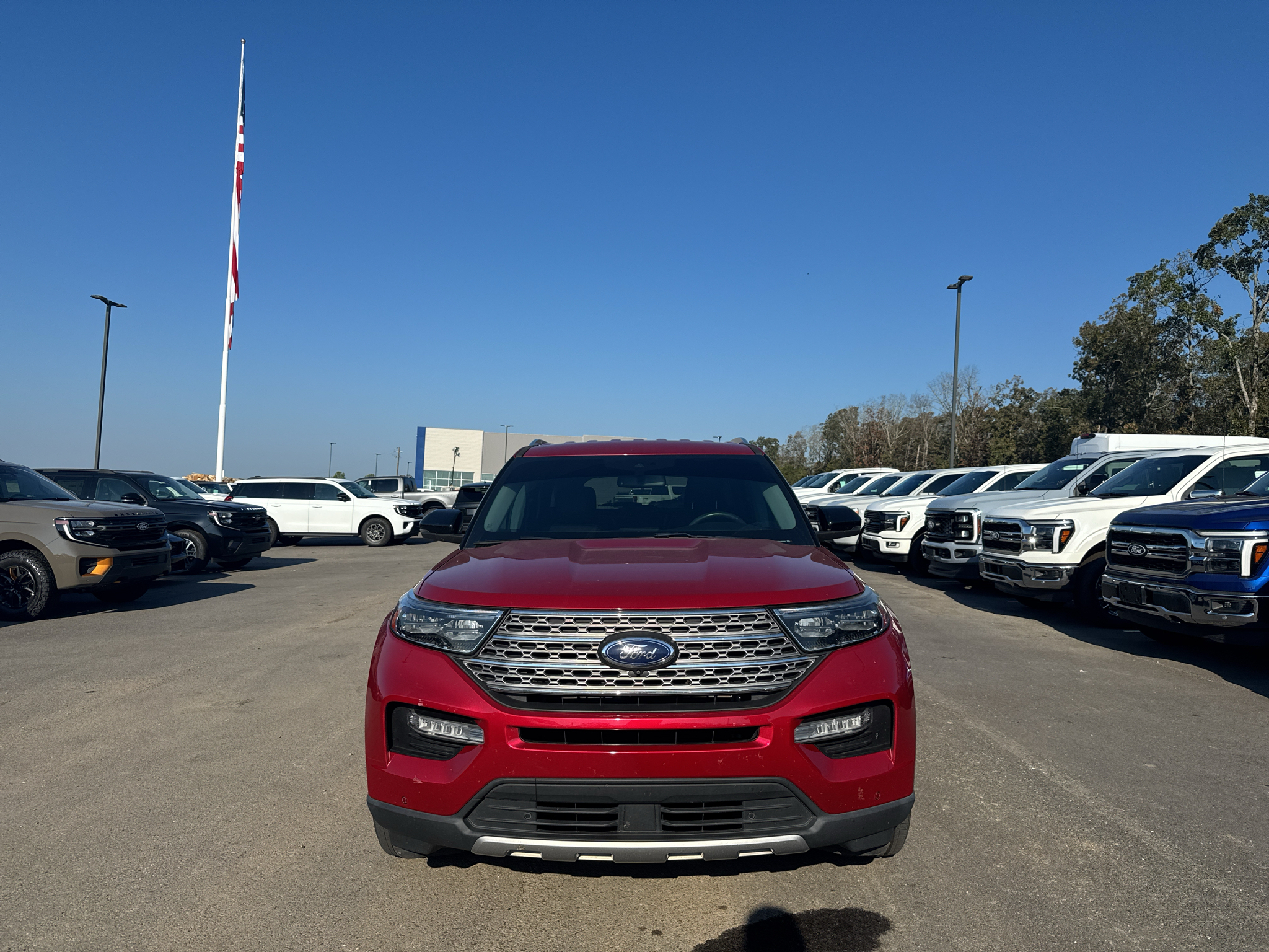 2022 Ford Explorer Limited photo 2