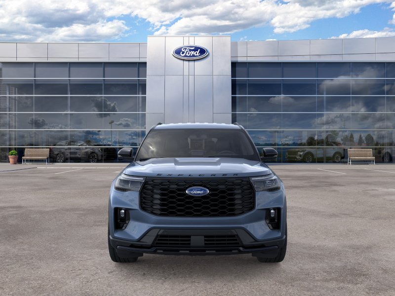 2026 Ford Explorer ST-Line photo 6