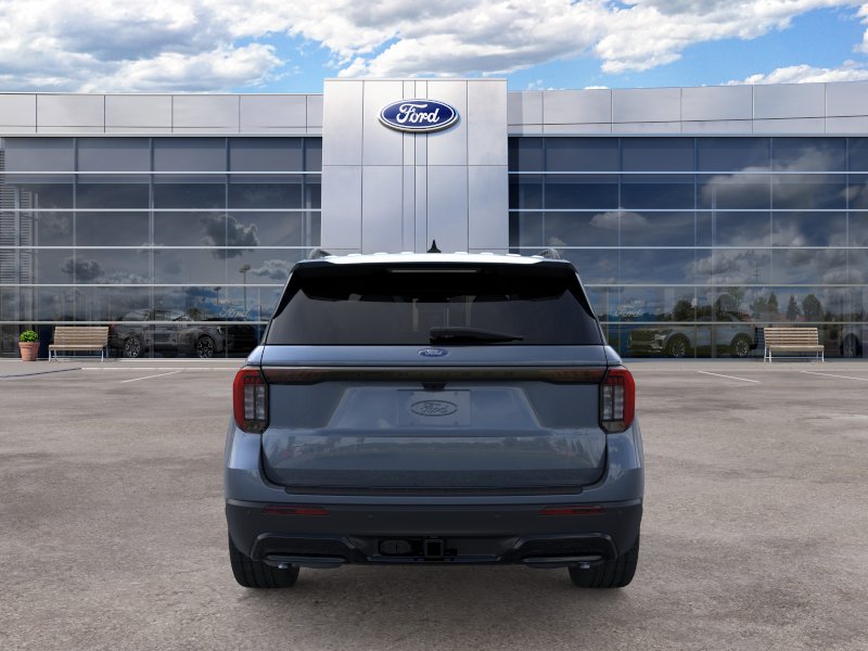 2026 Ford Explorer ST-Line photo 5