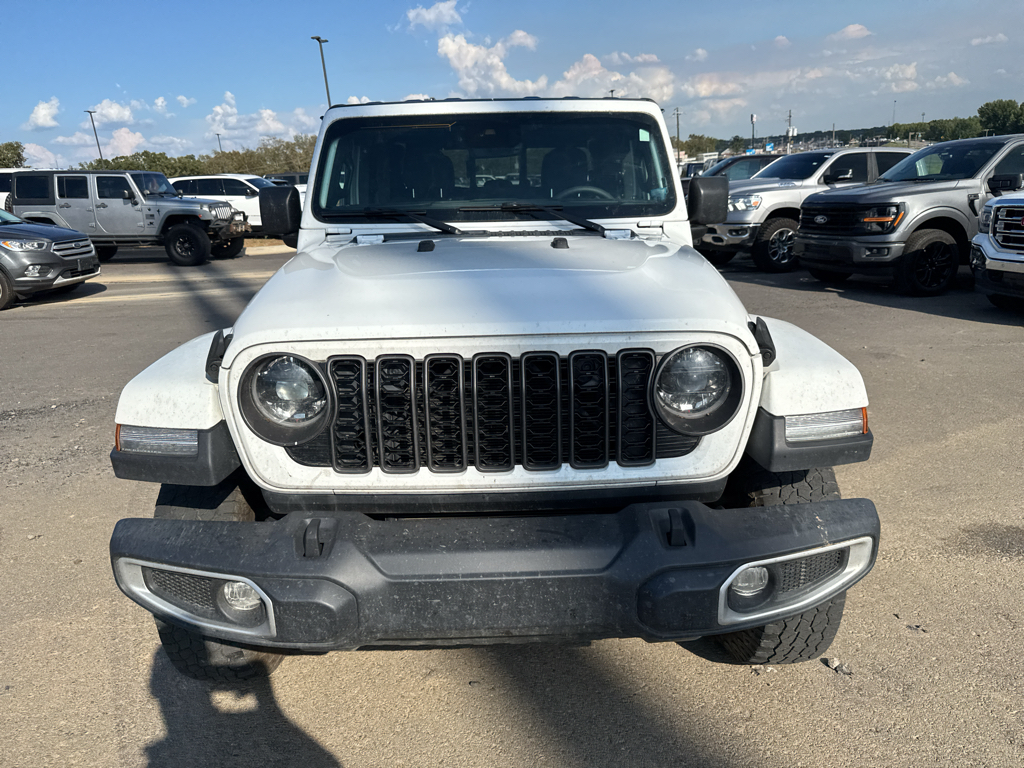 2024 Jeep Gladiator Sport S photo 2