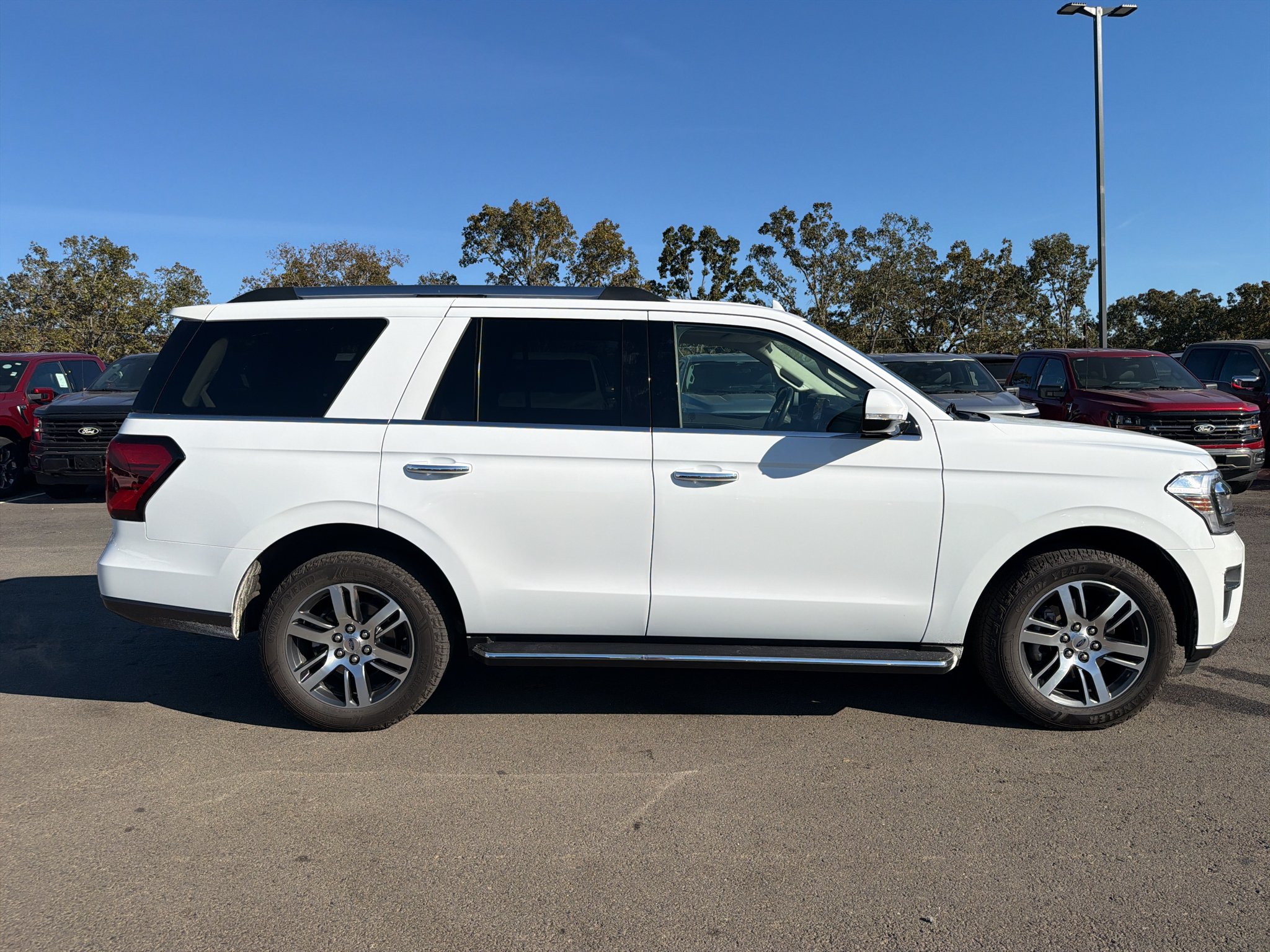 2023 Ford Expedition Limited photo 6