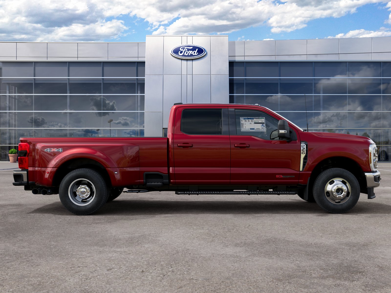 2027 Ford F-350 XLT photo 5