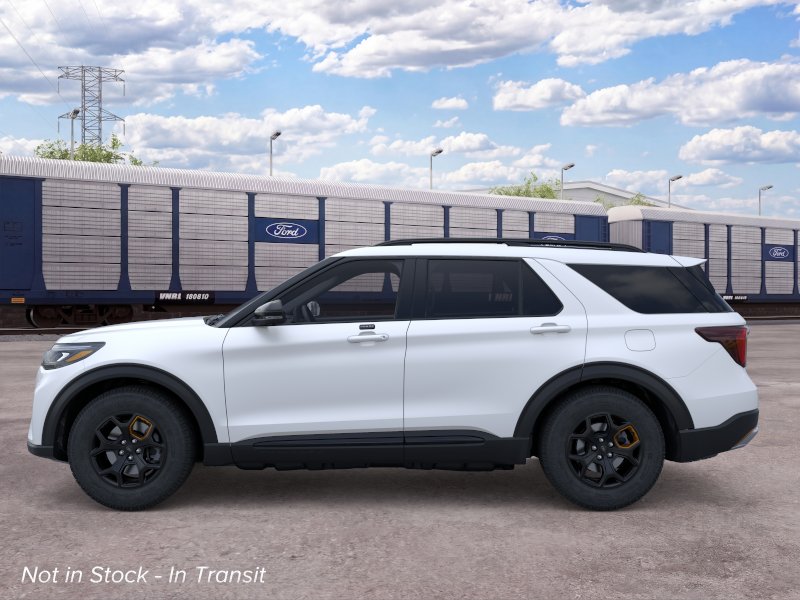 2026 Ford Explorer Tremor photo 3