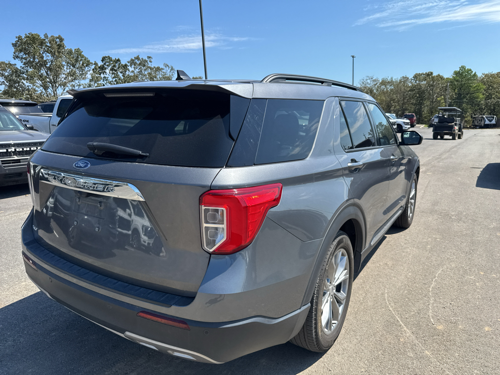 2023 Ford Explorer XLT photo 5