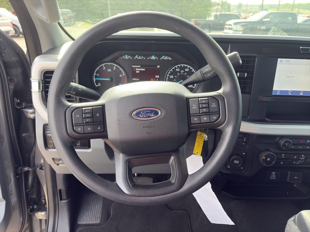 2026 Ford F-250 XL photo 6
