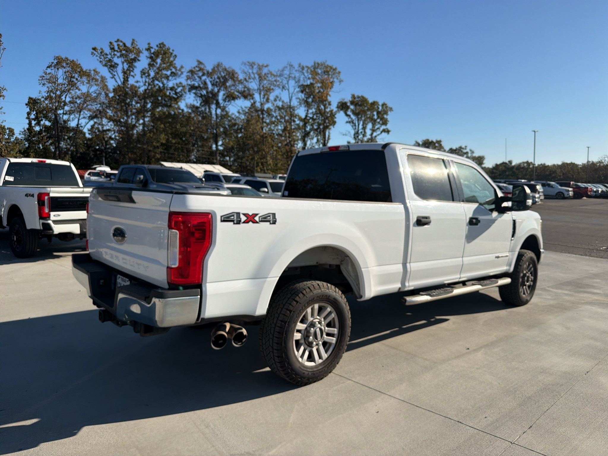 2017 Ford F-250 XLT photo 4
