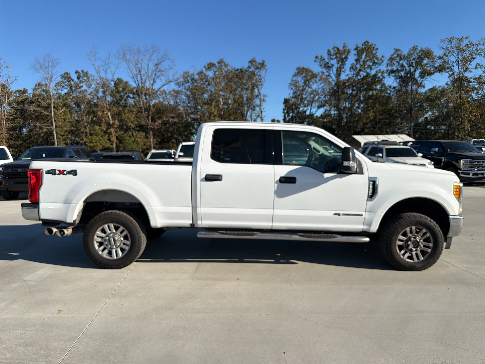 2017 Ford F-250 XLT photo 5