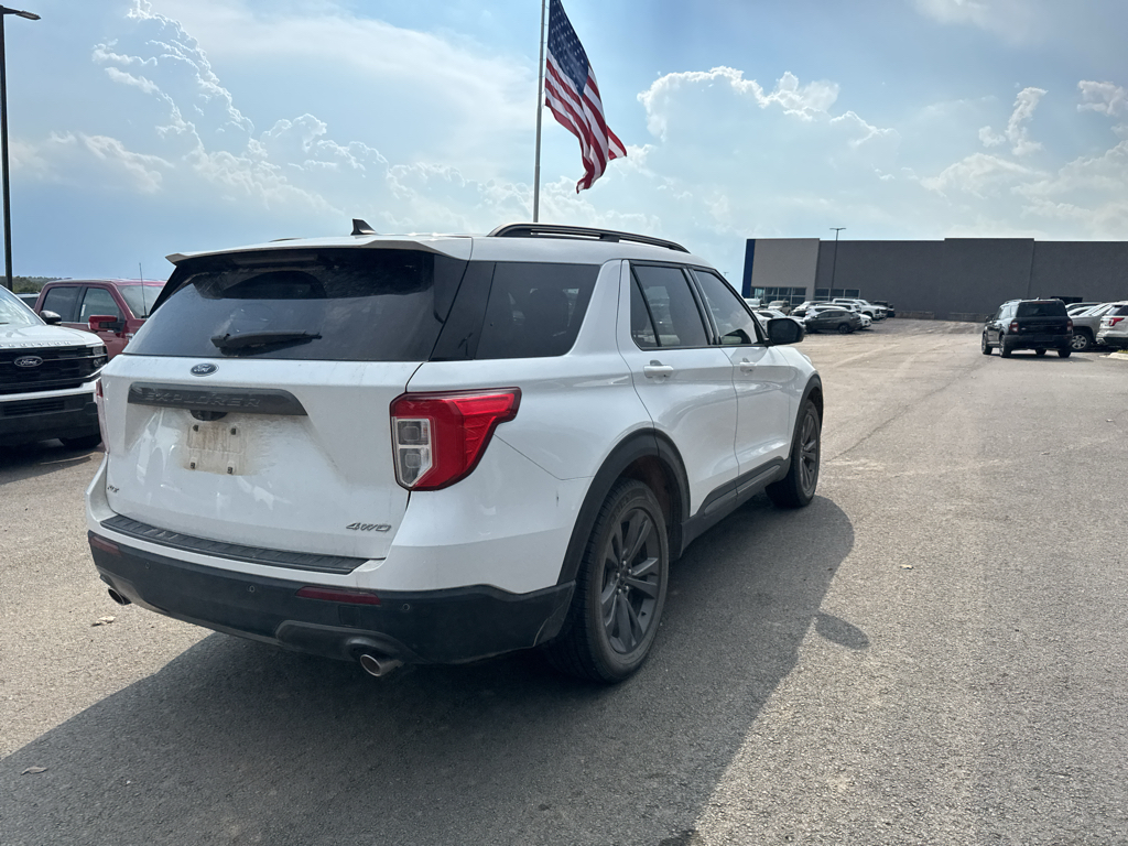 2021 Ford Explorer XLT photo 5