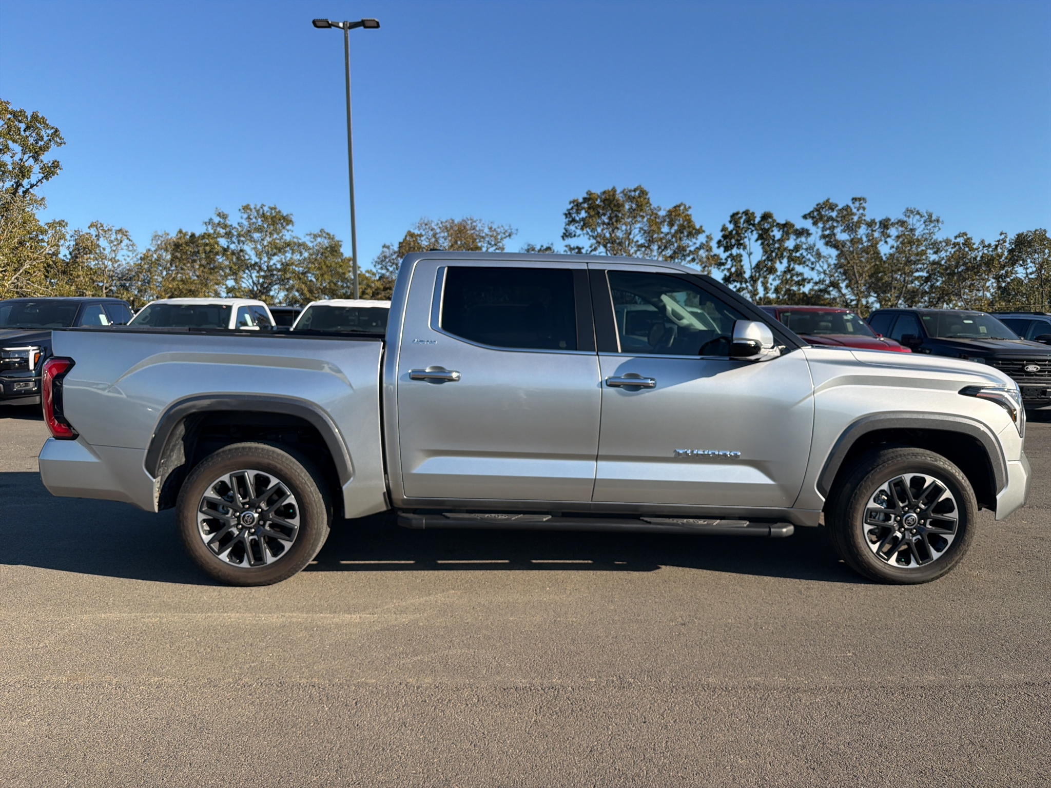 2024 Toyota Tundra Limited photo 6