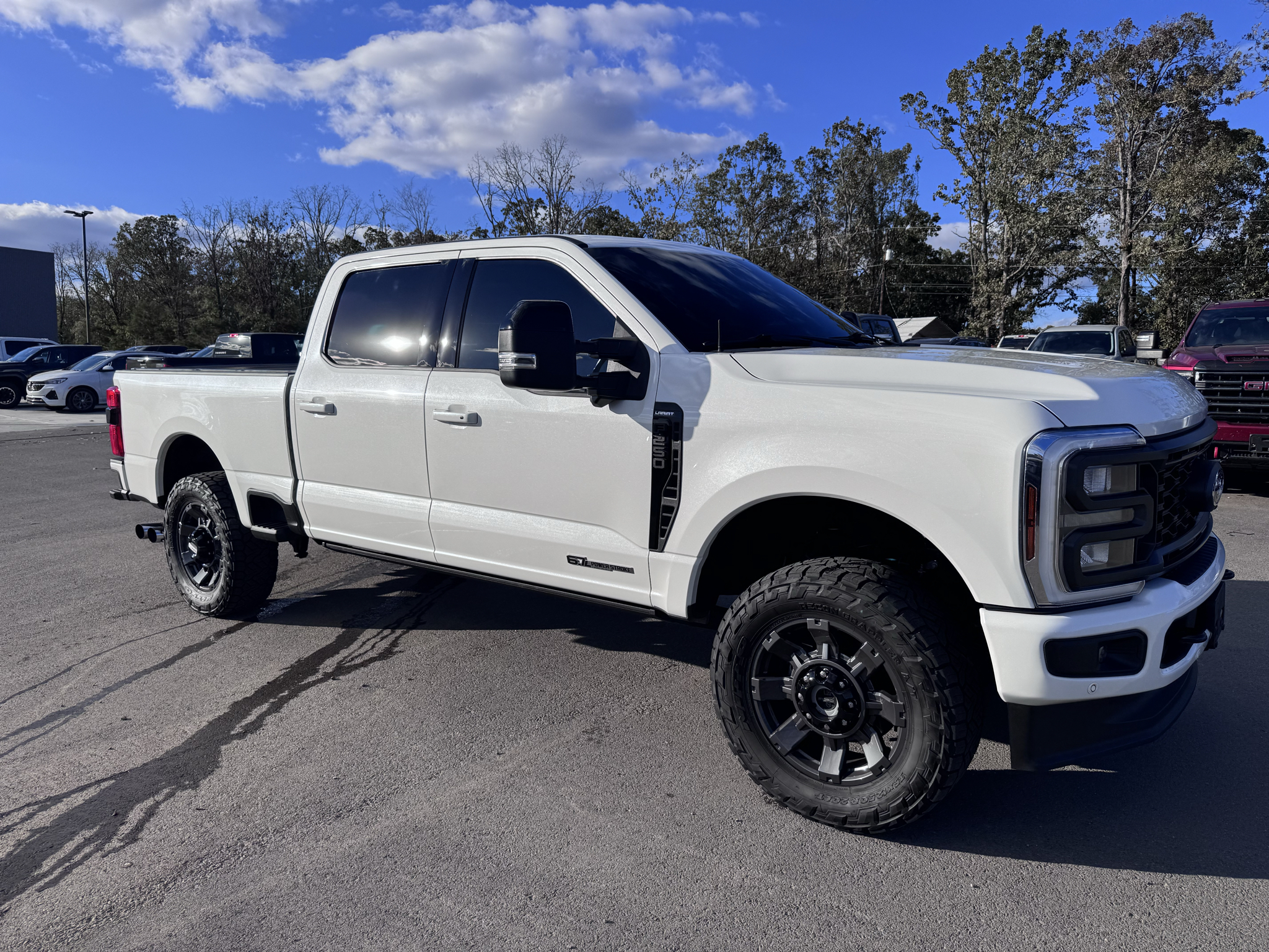 2024 Ford F-250 LARIAT photo 4