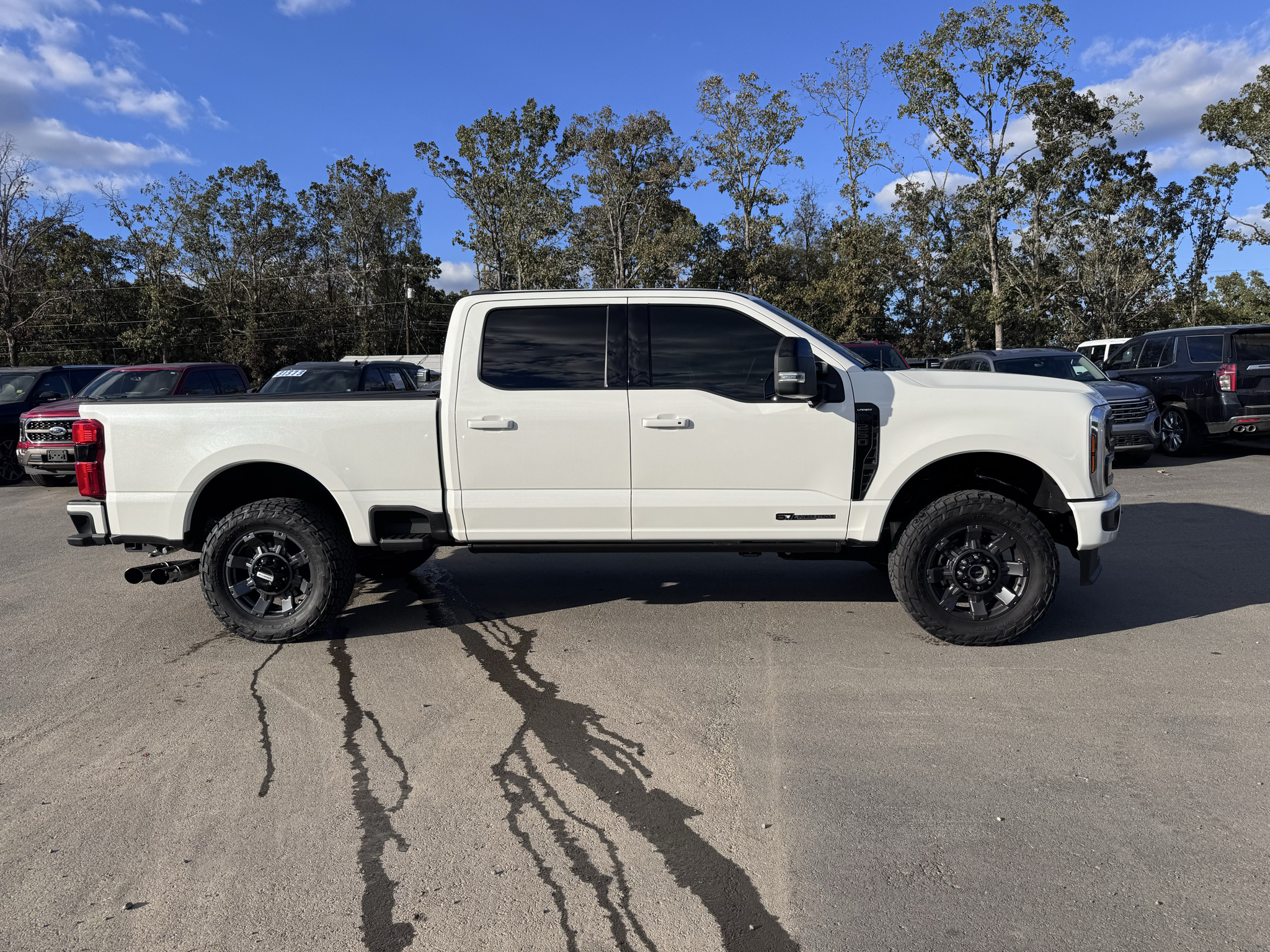 2024 Ford F-250 LARIAT photo 5