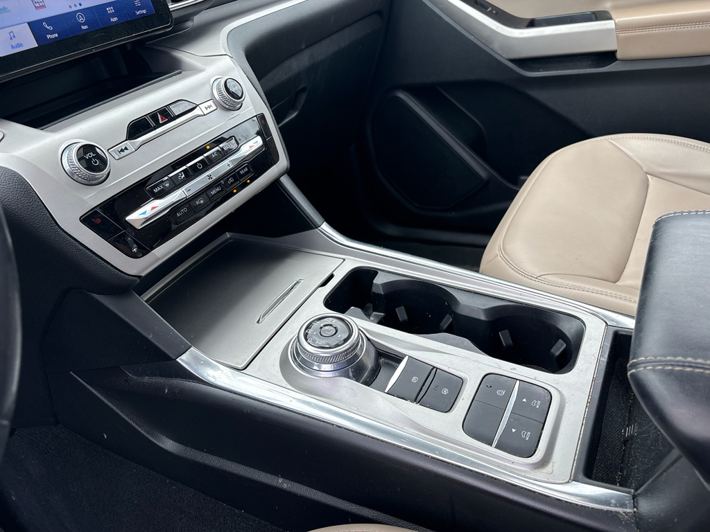 2023 Ford Explorer representative vehicle photo