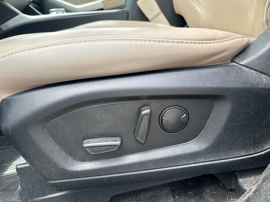 2023 Ford Explorer representative vehicle photo