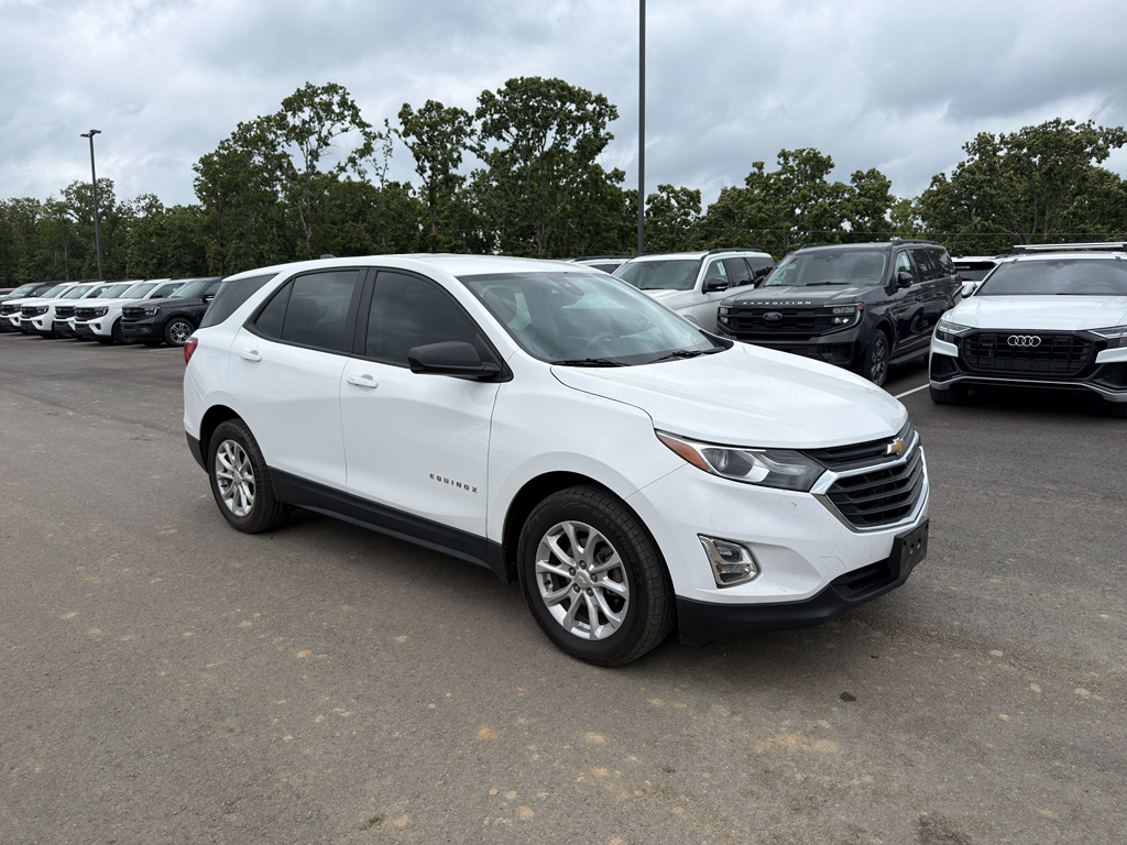 2020 Chevrolet Equinox LS photo 4