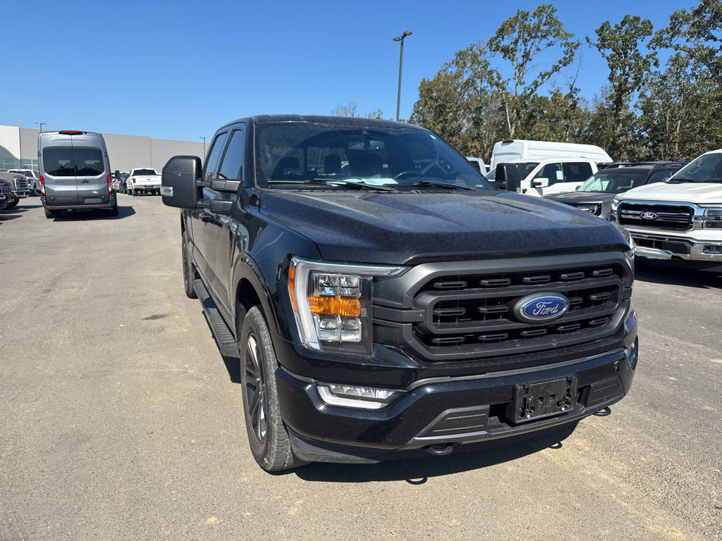 2022 Ford F-150 XLT photo 3
